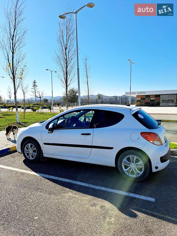 Хетчбек Peugeot 207 2010 в Харкові фото 6 Хетчбек Peugeot 207 2010 в Харкові