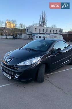 Кабриолет Peugeot 207 2007 в 