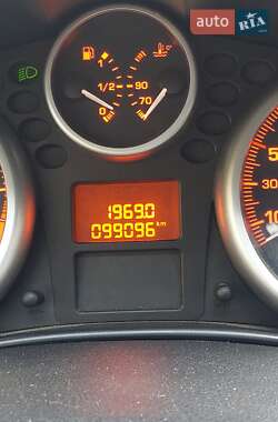 Хэтчбек Peugeot 207 2006 в 