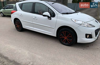 Универсал Peugeot 207 2009 в Житомире