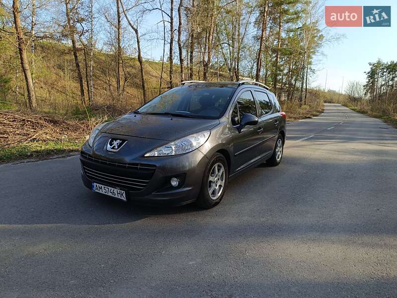 Peugeot 207 2010
