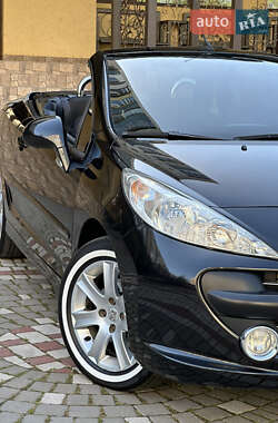 Кабриолет Peugeot 207 2009 в 
