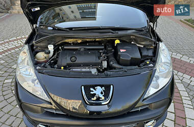 Кабриолет Peugeot 207 2009 в 