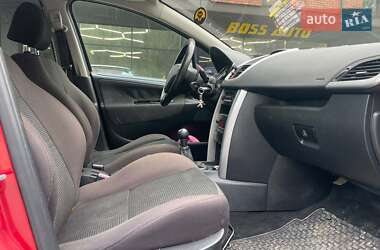 Хетчбек Peugeot 207 2007 в 