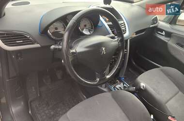 Хэтчбек Peugeot 207 2008 в 