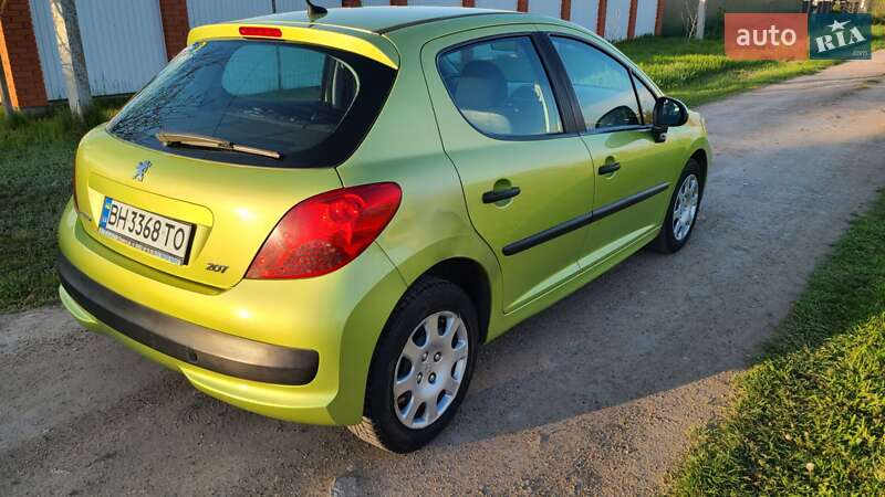 Хетчбек Peugeot 207 2006 в Одесі