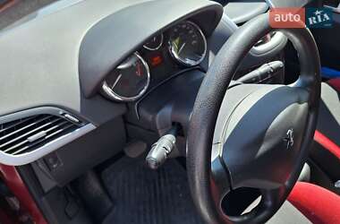 Хетчбек Peugeot 207 2007 в 