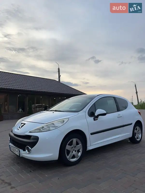 Peugeot 207 2009