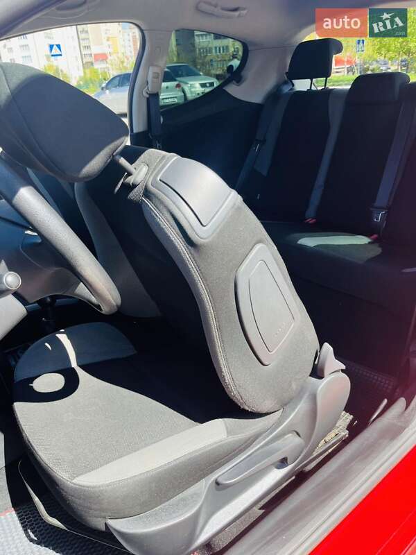 Хетчбек Peugeot 207 2007 в Івано-Франківську