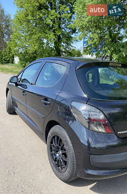 Хетчбек Peugeot 207 2007 в 