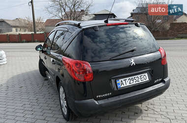 Хэтчбек Peugeot 207 2007 в 