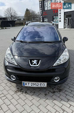 Хэтчбек Peugeot 207 2007 в 