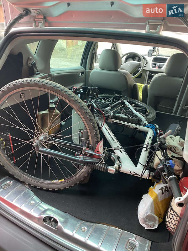 Універсал Peugeot 207 2010 в Кропивницькому