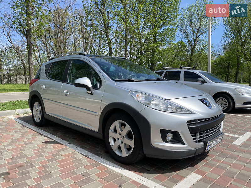 Універсал Peugeot 207 2010 в Кропивницькому