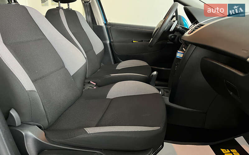 Хетчбек Peugeot 207 2008 в Шептицькому
