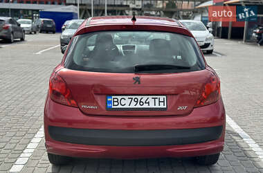 Хетчбек Peugeot 207 2006 в 