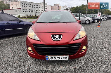 Хетчбек Peugeot 207 2010 в 