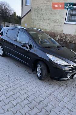 Универсал Peugeot 207 2008 в Перегинском