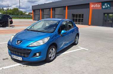 Peugeot 207 2011 Peugeot 207 2011