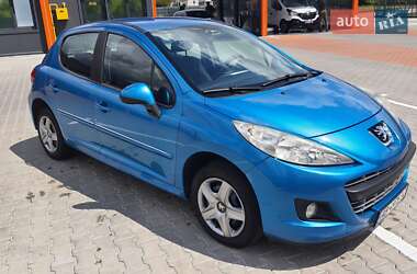 Хэтчбек Peugeot 207 2011 в 