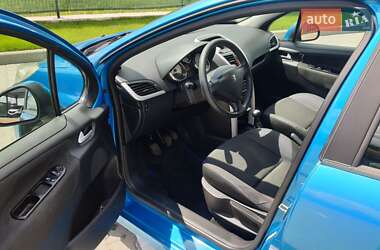 Хэтчбек Peugeot 207 2011 в 