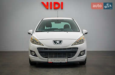 Хетчбек Peugeot 207 2011 в 
