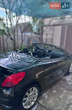 Кабриолет Peugeot 207 2007 в 