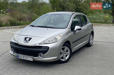 Хетчбек Peugeot 207 2007 в 