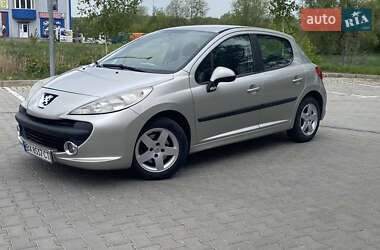 Хетчбек Peugeot 207 2007 в 