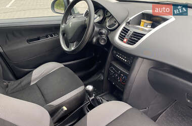 Хетчбек Peugeot 207 2007 в 