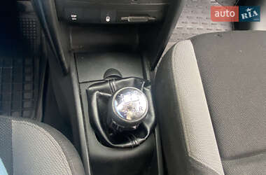 Хетчбек Peugeot 207 2007 в 