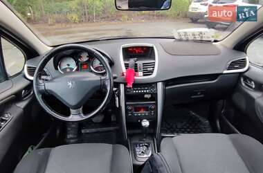 Хетчбек Peugeot 207 2007 в 