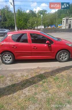 Хэтчбек Peugeot 207 2006 в Кривом Роге