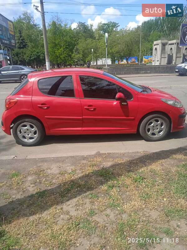 Peugeot 207 2006