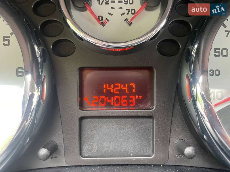 Хэтчбек Peugeot 207 2011 в Одессе