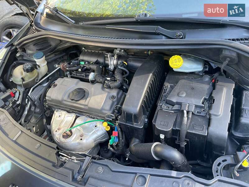 Хэтчбек Peugeot 207 2011 в Одессе