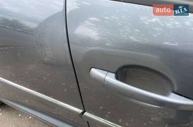 Хэтчбек Peugeot 207 2011 в 