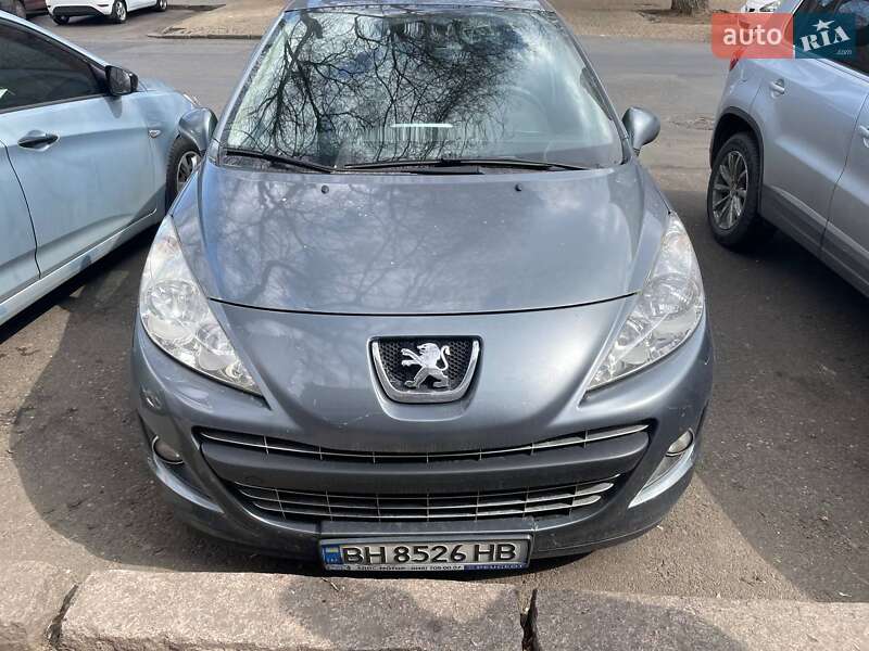 Хэтчбек Peugeot 207 2011 в Одессе