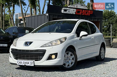 Хэтчбек Peugeot 207 2011 в Стрые