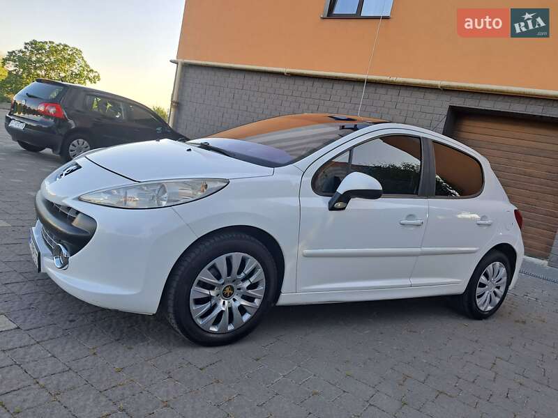Peugeot 207 2008