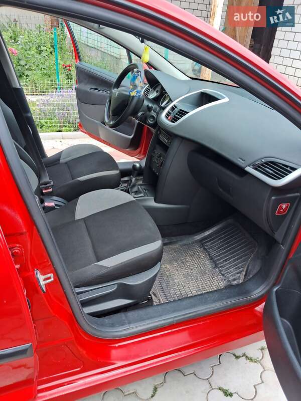 Хэтчбек Peugeot 207 2008 в Виннице фото 11 Хэтчбек Peugeot 207 2008 в Виннице