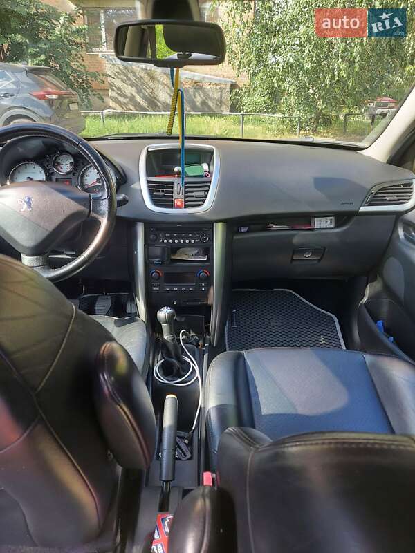 Peugeot 207 2007