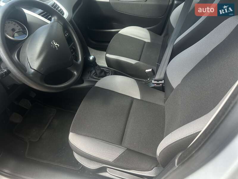 Універсал Peugeot 207 2008 в Чернігові