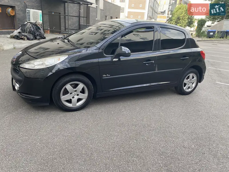Peugeot 207