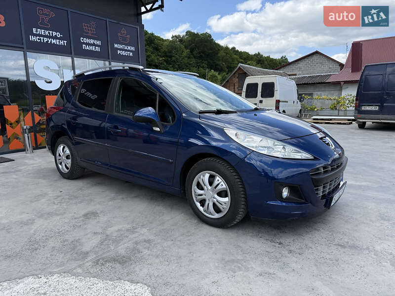 Peugeot 207 2011