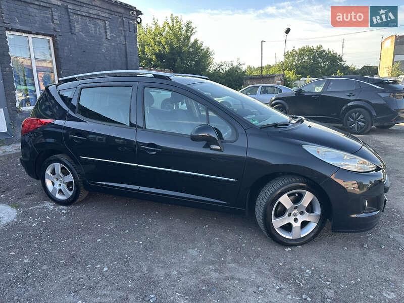 Універсал Peugeot 207 2009 в Ніжині
