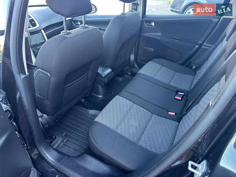 Універсал Peugeot 207 2009 в Ніжині
