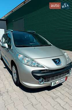 Хэтчбек Peugeot 207 2008 в Хусте