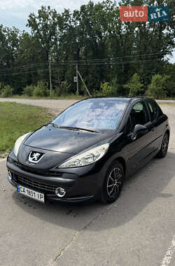 Хэтчбек Peugeot 207 2008 в Умани
