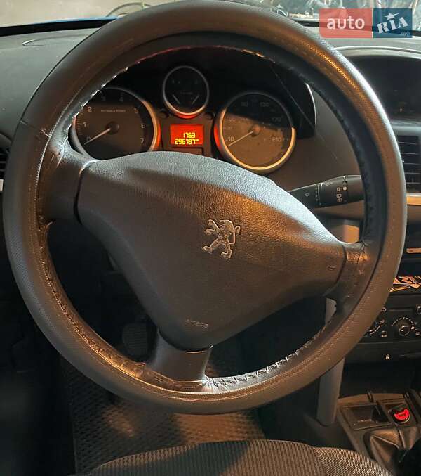 Хетчбек Peugeot 207 2012 в Борисполі